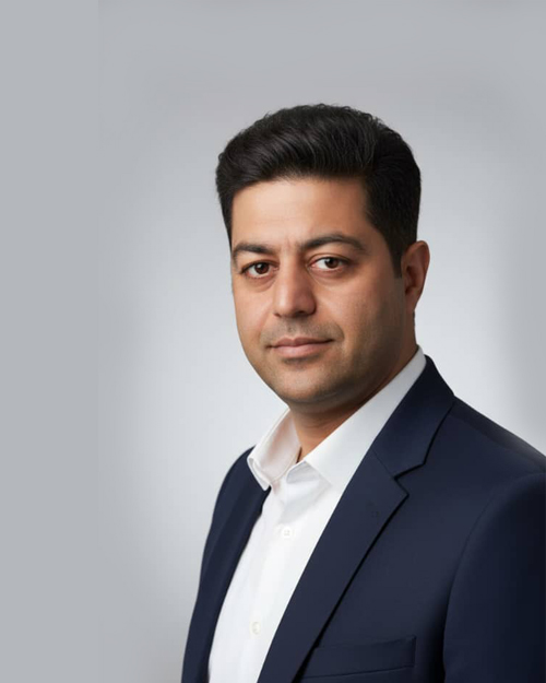 آقای کامران هزارخانی